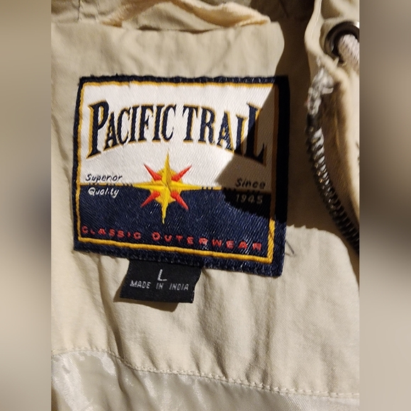 Pacific Trail Outdoor Wear Women’s Full Zip Hood Jacket Creme Front Pockets - Picture 7 of 7